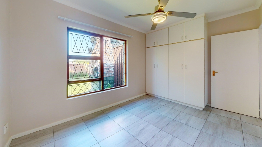 2 Bedroom Property for Sale in Kabega Park Eastern Cape
